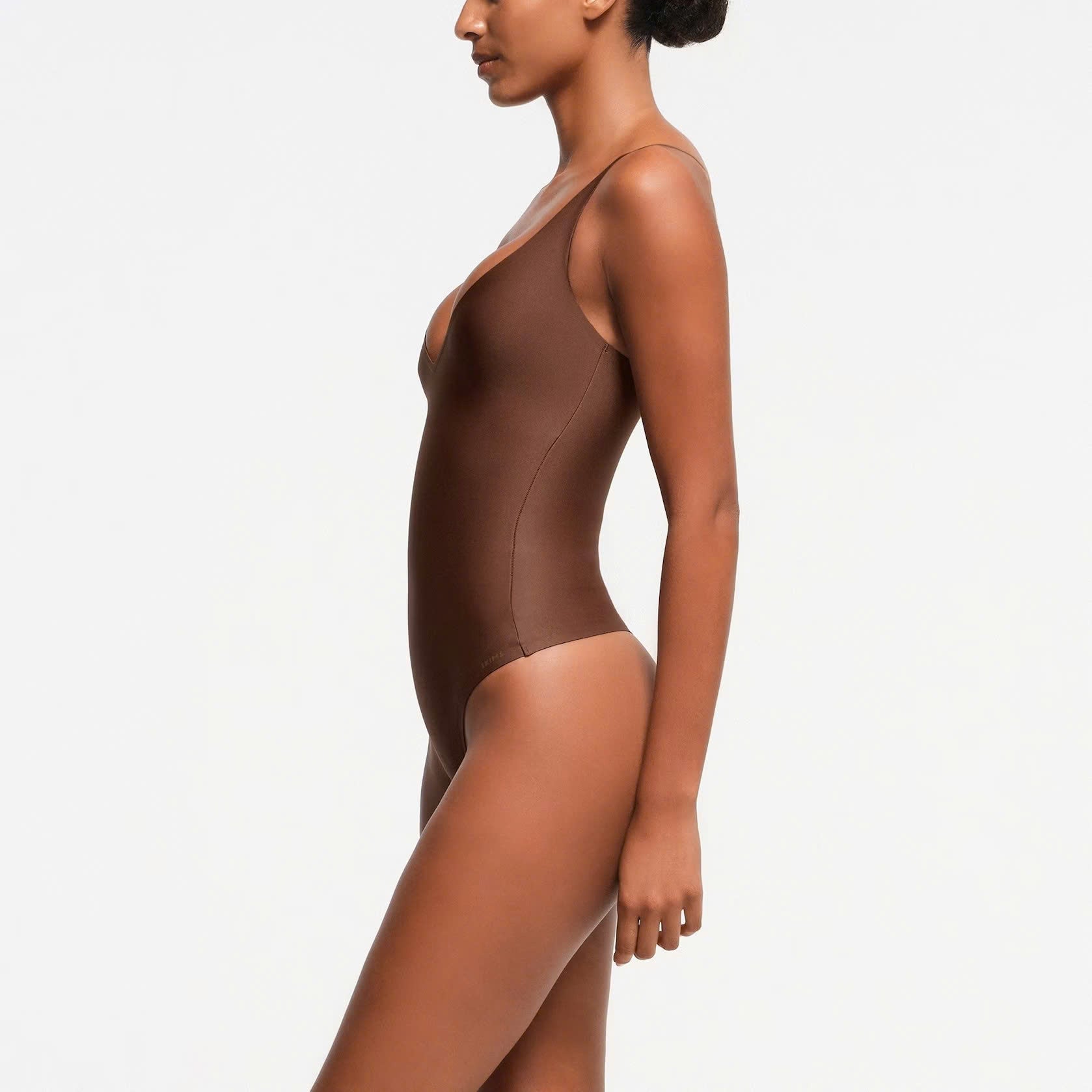 CORE SCULPT PLUNGE THONG BODYSUIT