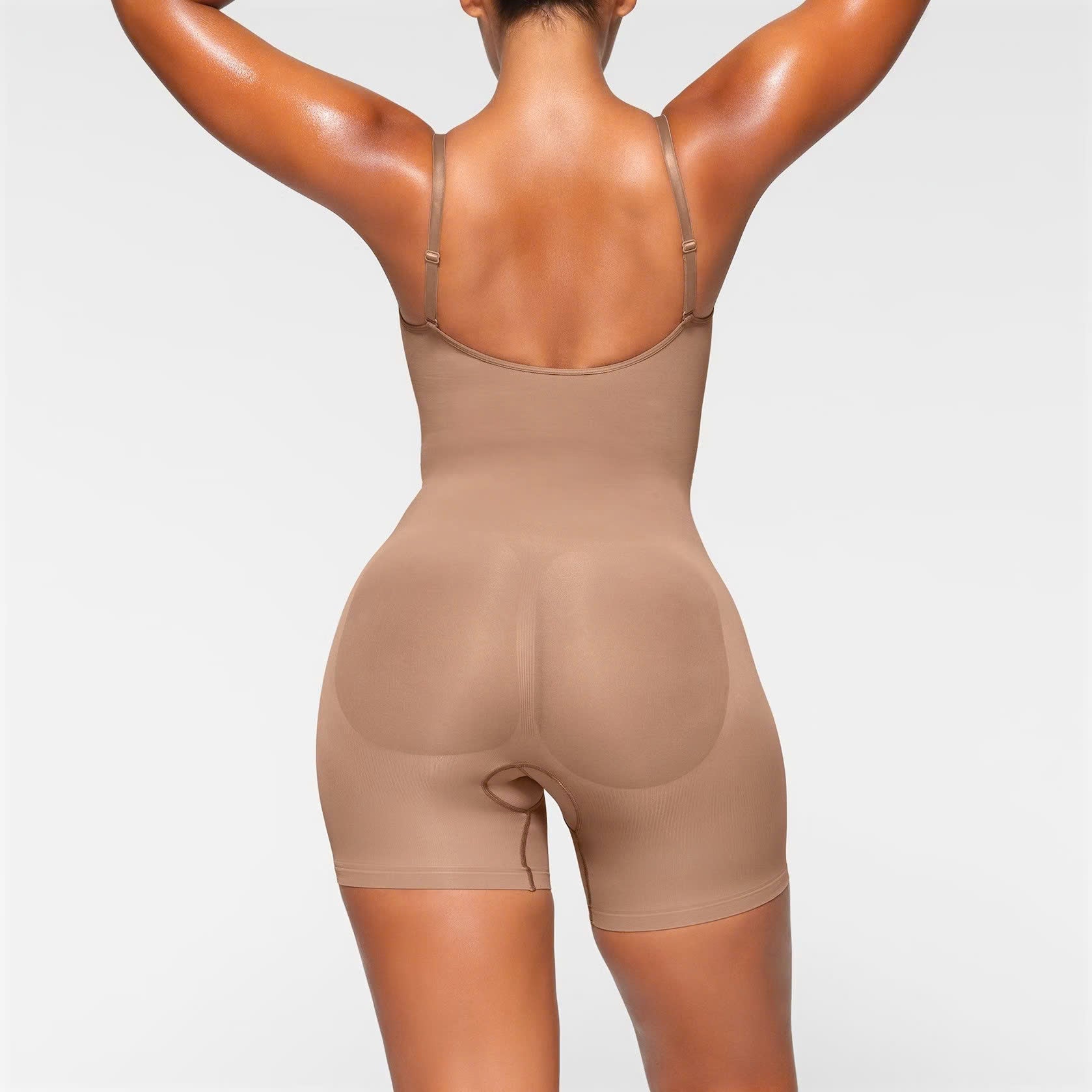 SEAMLESS SCULPT MID THIGH BODYSUIT